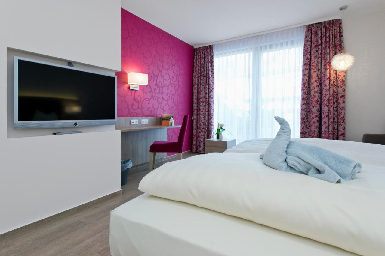 Landhotel Im Klostereck Strubel-Roos フロンハイム エクステリア 写真