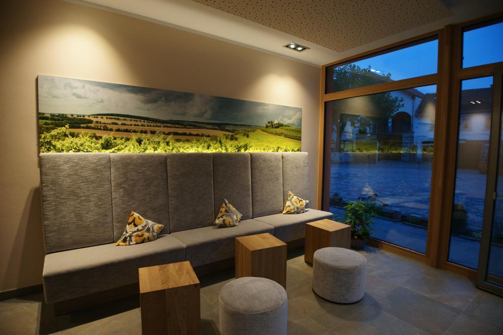 Landhotel Im Klostereck Strubel-Roos フロンハイム エクステリア 写真